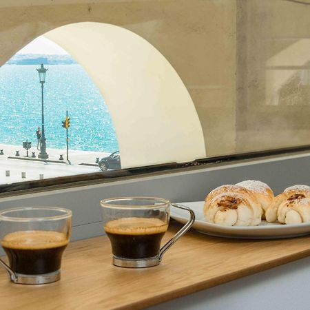 Square Elegant Suites Thessaloniki Exterior foto