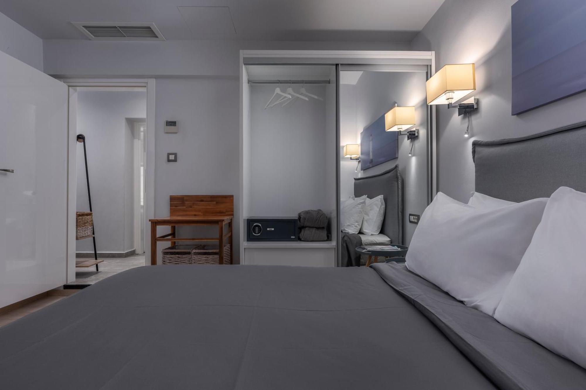 Square Elegant Suites Thessaloniki Exterior foto