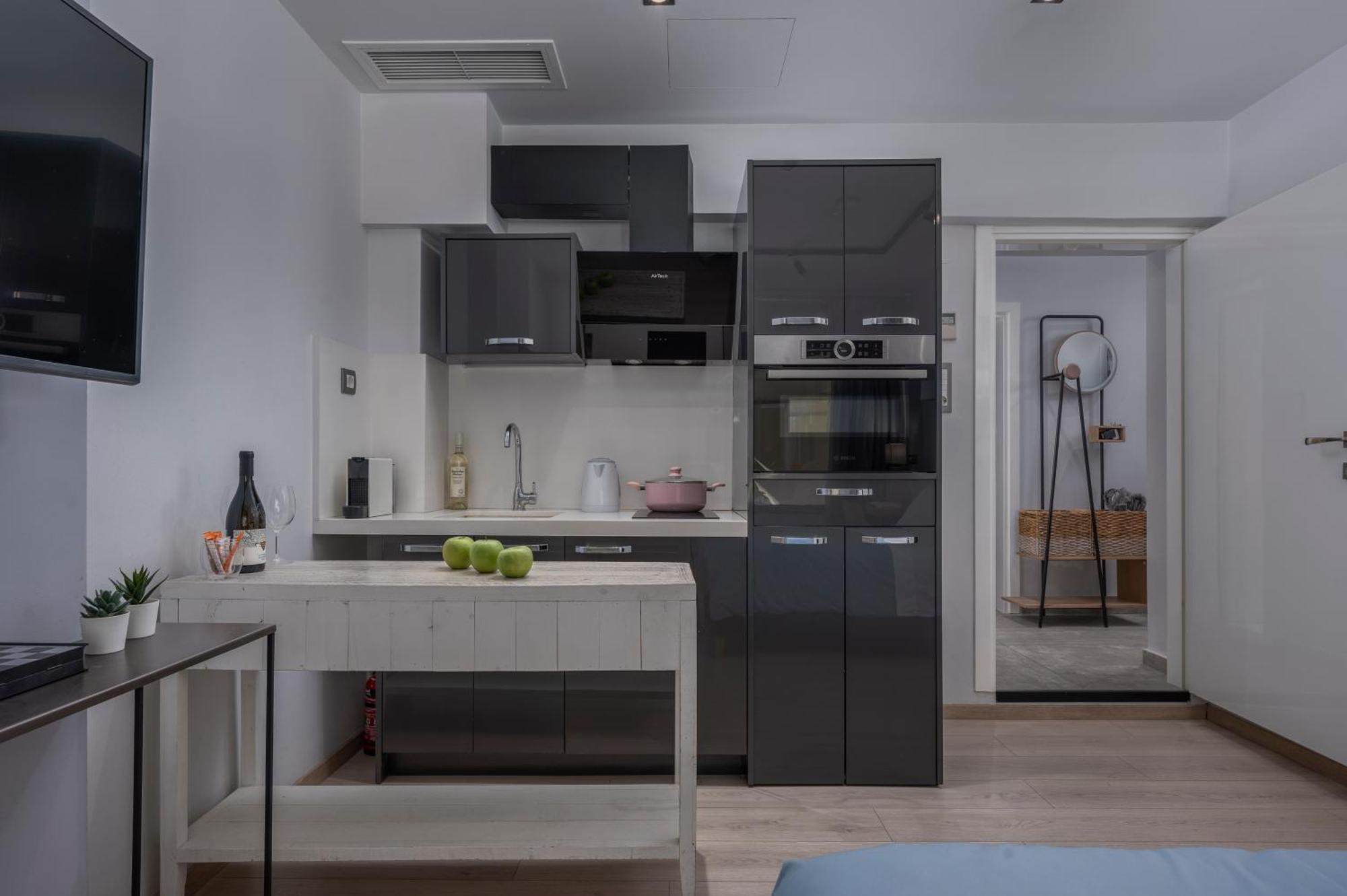 Square Elegant Suites Thessaloniki Exterior foto